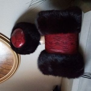 Vintage 1940's Custom Genuine Black Fox and Dyed Python Skin Purse / Muff w Hat.